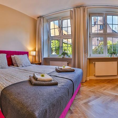 Apartament Bursztynowy Mariacka Old Town Gdansk Room photo